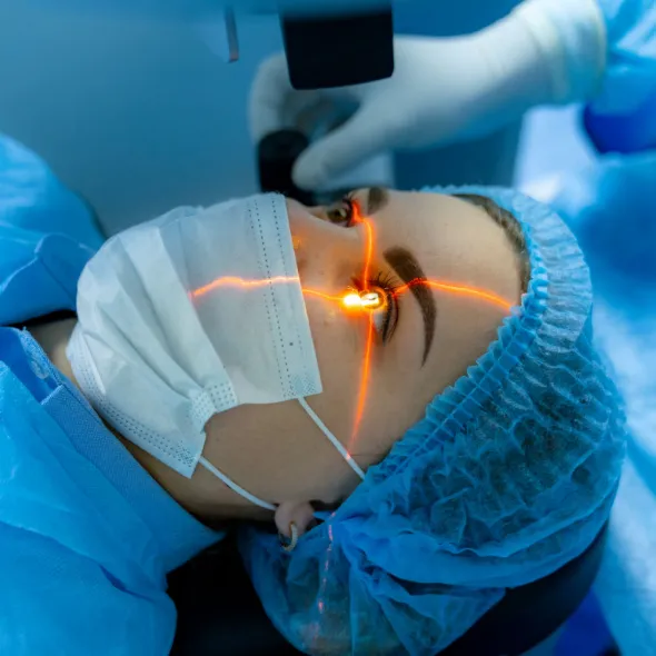 Tratamiento: Láser Oftálmico — Dr. Carlos Ortega, oftalmólogo en Banfield